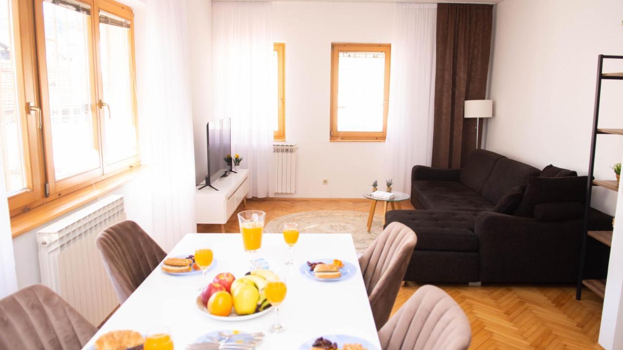 شقة Beautiful Duplex In Heart Of Old Town - Free Parking سراييفو المظهر الخارجي الصورة