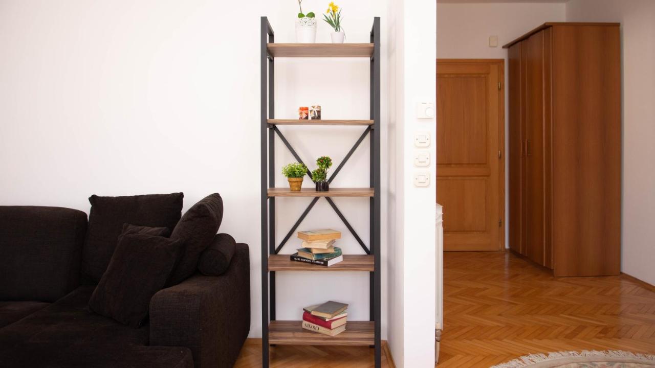 شقة Beautiful Duplex In Heart Of Old Town - Free Parking سراييفو المظهر الخارجي الصورة